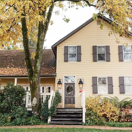 Farmhouse Inn Forestville Kültér fotó