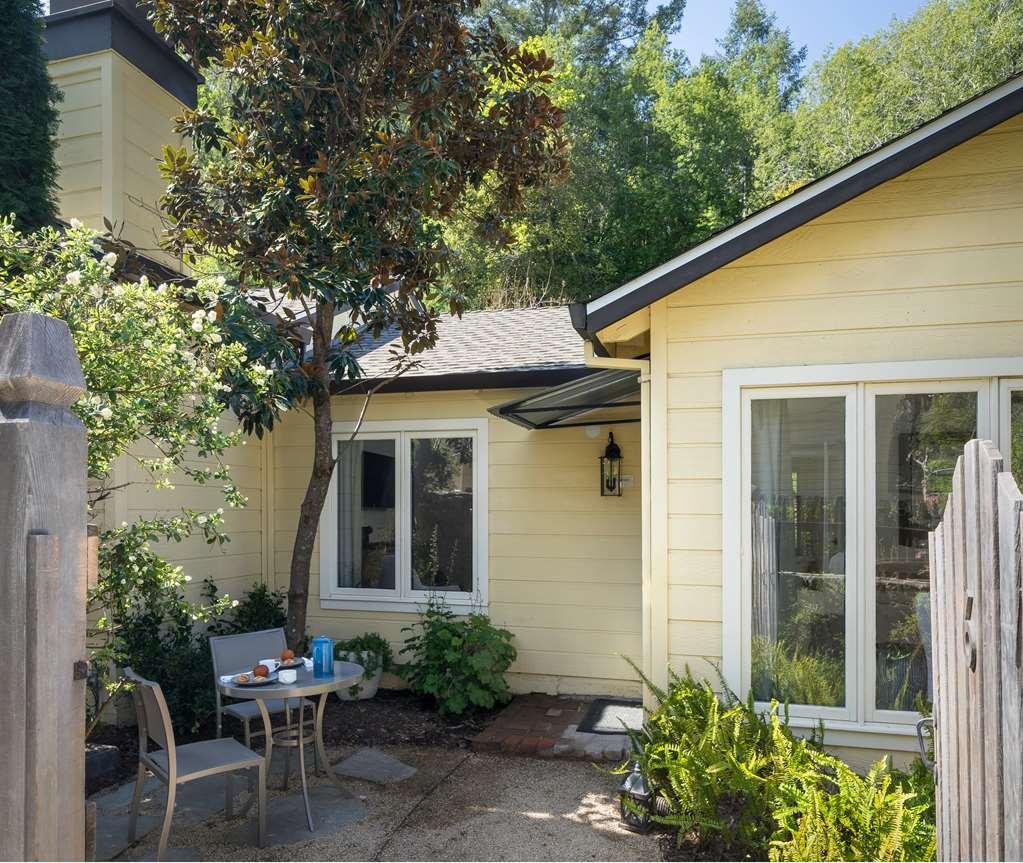 Farmhouse Inn Forestville Szoba fotó